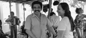 Gabriel García Márquez con Mercedes Barcha en Puerto Colombia 1971. Foto: Cortesía Armando Matiz.